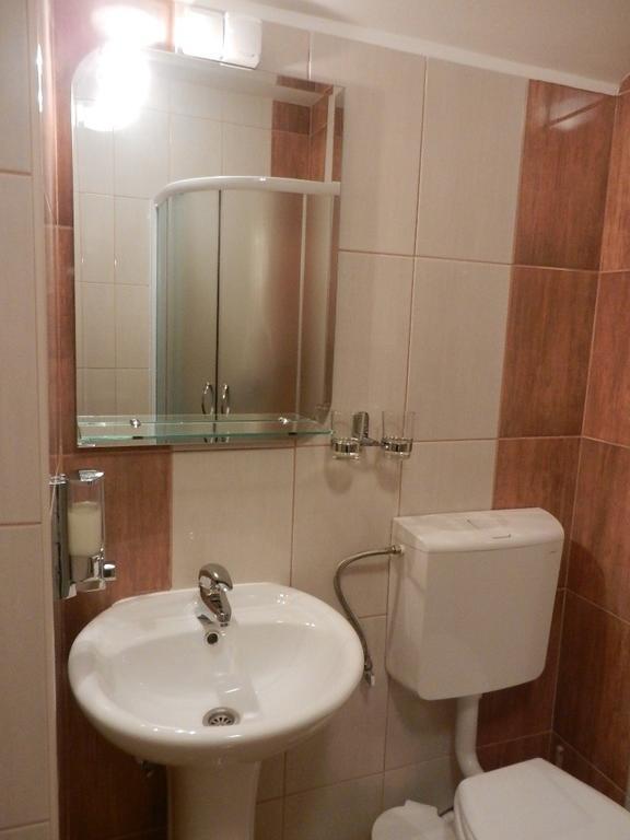 Guesthouse Ellite Požarevac Rum bild